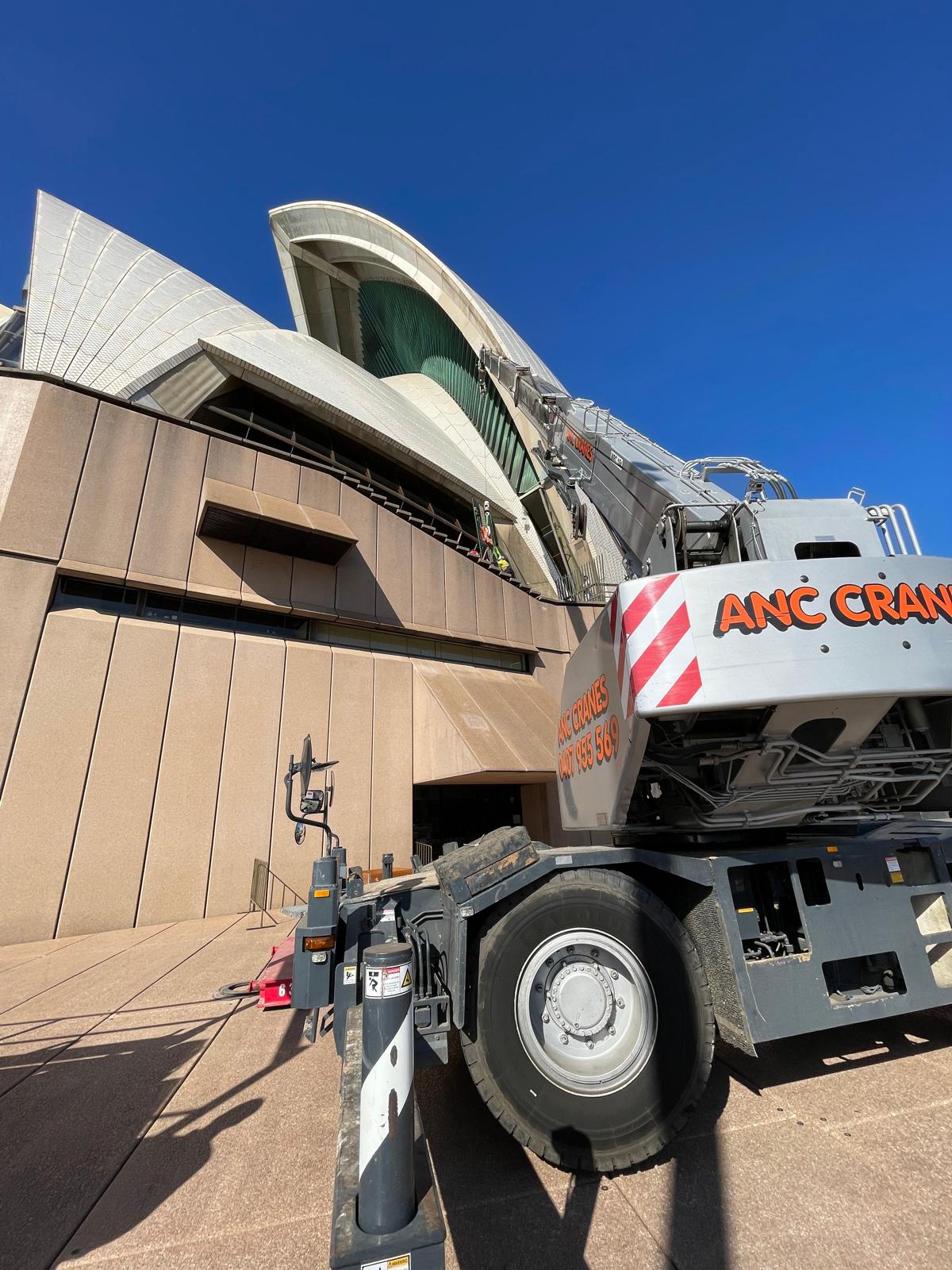 ANC Cranes lifting equipment at the Sydney Opera House project